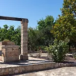 펜션 Trulli I Cedri, 모노폴리